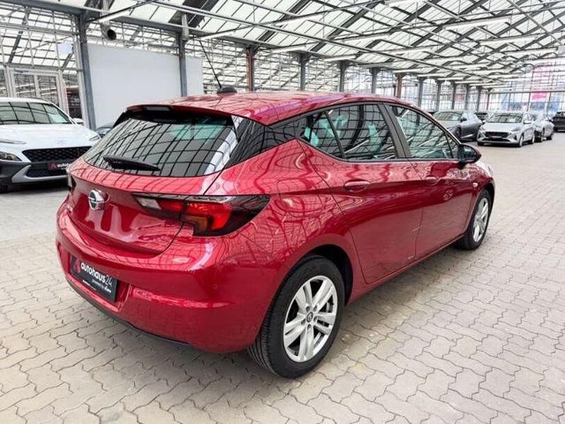 Gebraucht Opel Astra 110 PS (80 kW) 2021 Rot Limousine