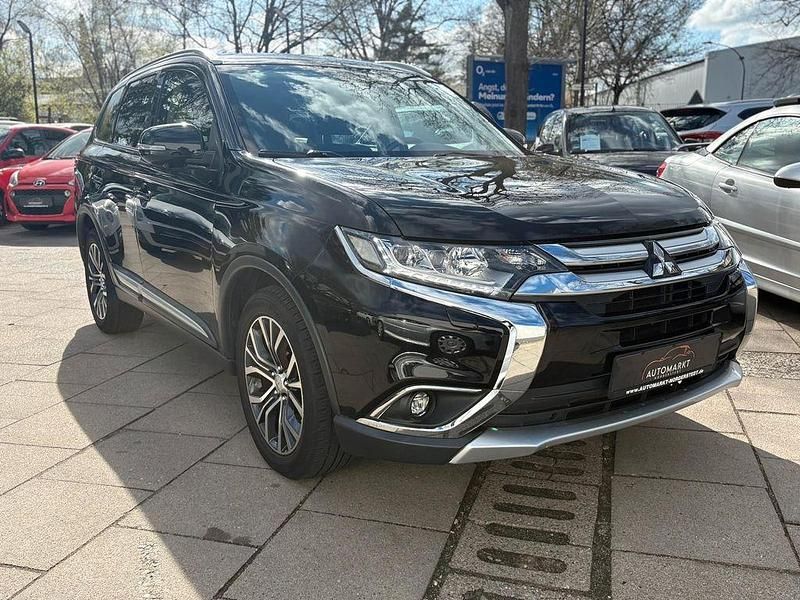 Gebraucht Mitsubishi Outlander Edition 150 PS (110 kW) 2017 Schwarz SUV