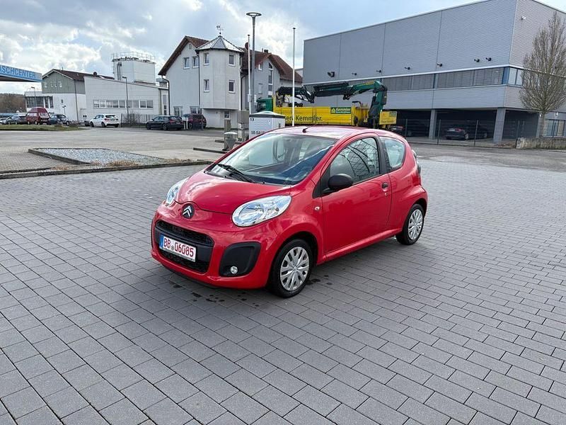 Gebraucht Citroën C1 Advance 68 PS (50 kW) 2013 Rot Kleinwagen