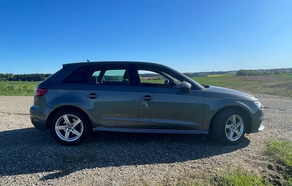 Gebraucht Audi e-tron 204 PS (150 kW) 2020 Grau SUV