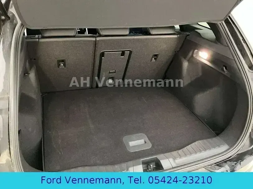 Gebraucht Ford Explorer Select 150 kW (204 PS) 2025 Schwarz SUV