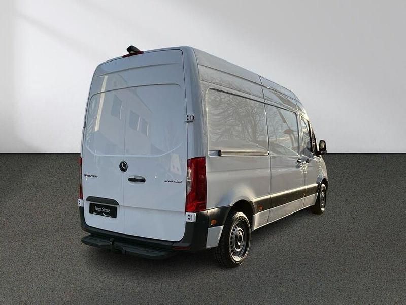 Gebraucht Mercedes Sprinter 143 PS (105 kW) 2021 Weiß Van