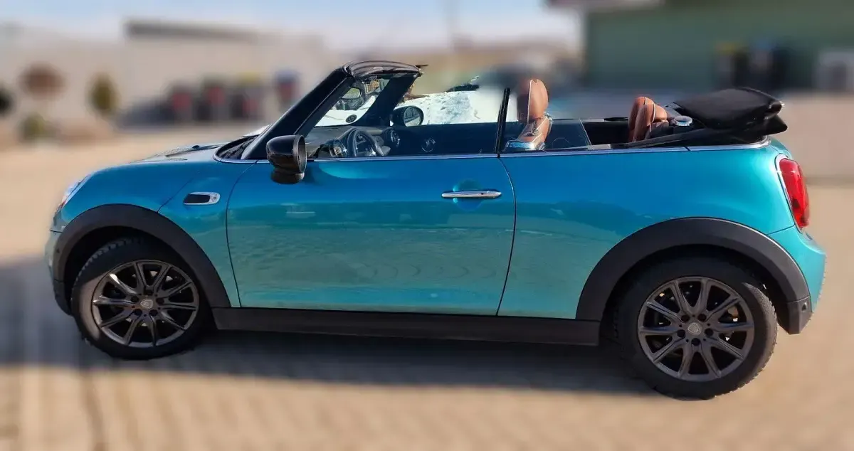 Używany Mini Cooper 136 KM (100 kW) 2019 Niebieski Hatchback