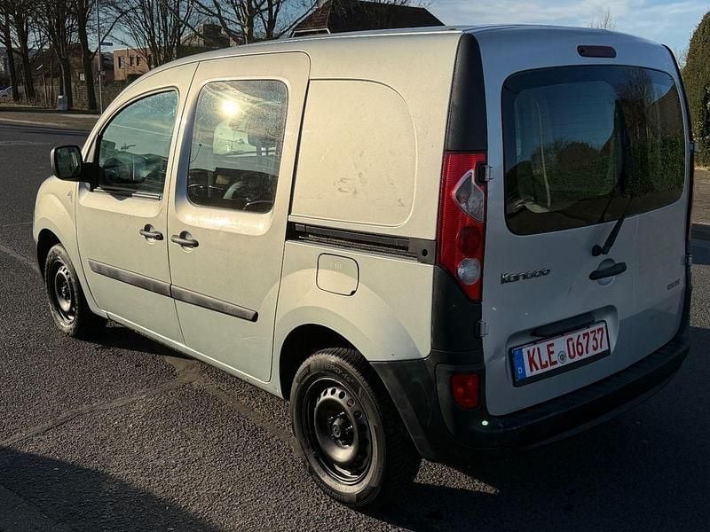 Gebraucht Renault Kangoo 68 PS (50 kW) 2009 Grau Van / Kleinbus