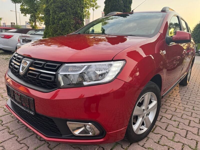 Rot Gebraucht 2017 Dacia Logan MCV Lauréate Kombi | 9.690 € (Etwas zu teuer) - Bild 1/4