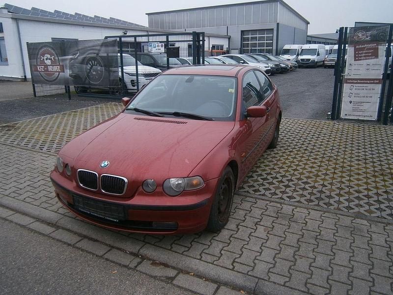 Rot Gebraucht 2001 BMW 316 Limousine | 1.490 € (Guter Preis) - Bild 1/4