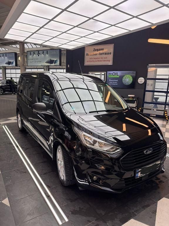 Gebraucht Ford Tourneo Connect Trend 120 PS (88 kW) 2018 Schwarz Van / Kleinbus