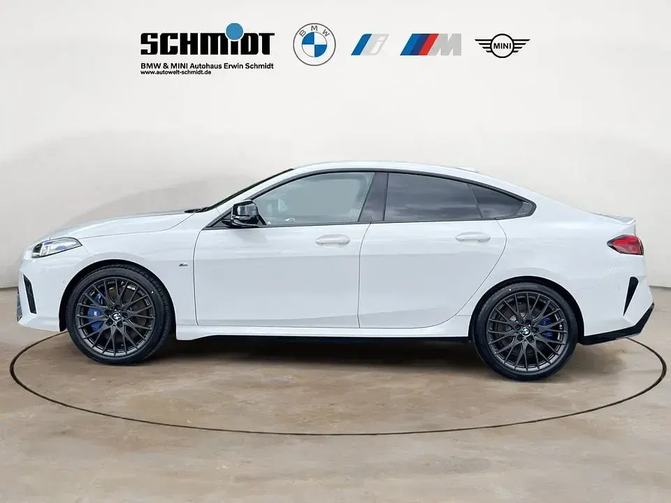 Gebraucht BMW M235 Performance 300 PS (220 kW) 2025 Weiß Coupé