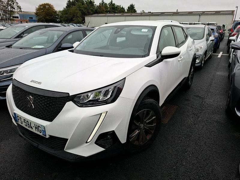 Gebraucht Peugeot 2008 Active 131 PS (96 kW) 2020 Weiß SUV