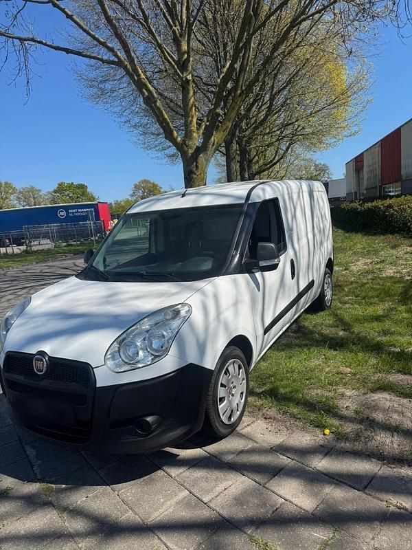 Occasion Opel Combo 95 ch (69 kW) 2012 Blanc Monospace