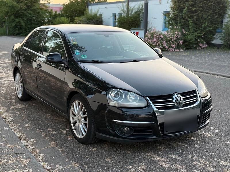 Schwarz Gebraucht 2006 VW Jetta Limousine | 1.650 € (Guter Preis) - Bild 1/4