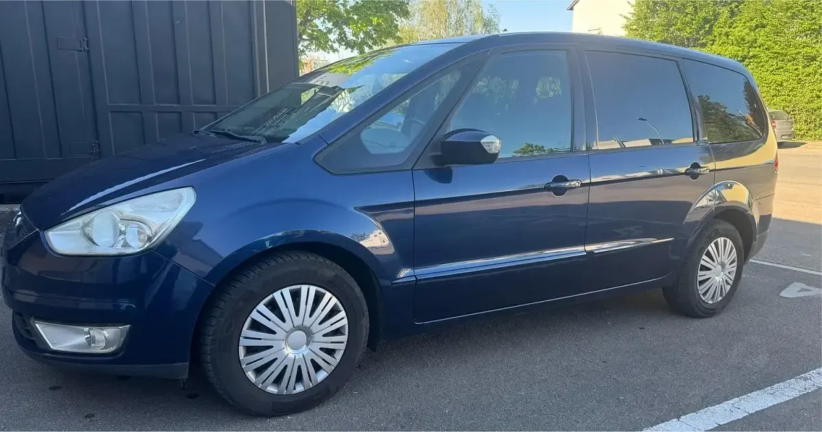 Usata Ford Galaxy 140 CV (102 kW) 2008 Blu Monovolume