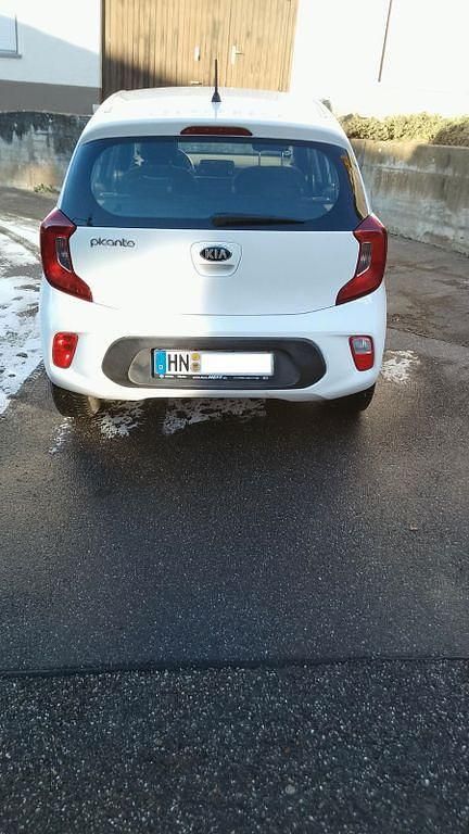 Gebraucht Kia Picanto Edition 7 67 PS (49 kW) 2018 Weiß Kleinwagen