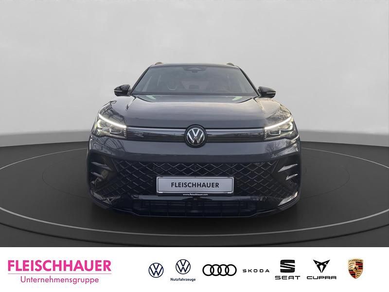 Gebraucht VW Tiguan Elegance 193 PS (141 kW) 2025 Schwarz SUV