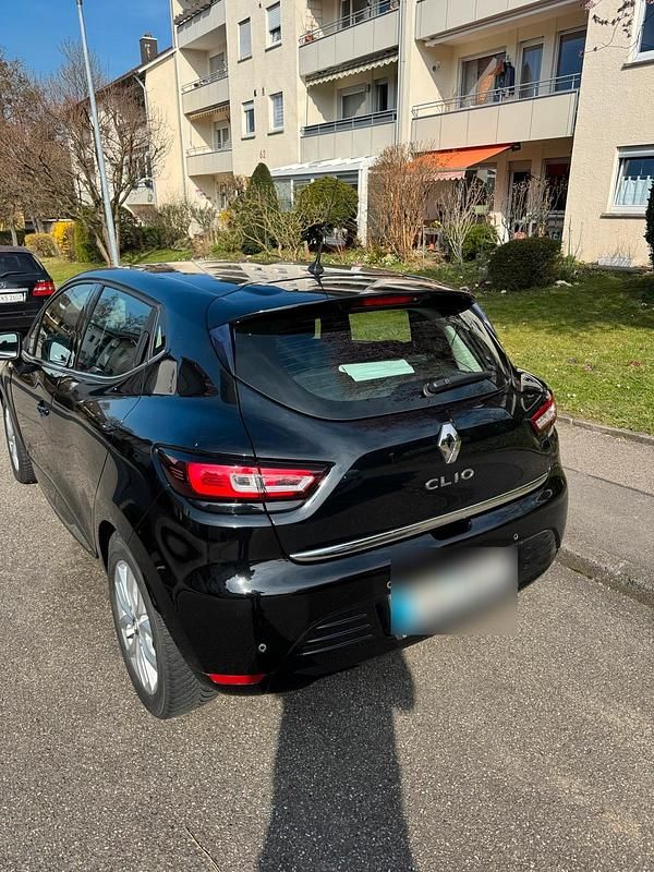 Gebraucht Renault Clio IV 110 PS (80 kW) 2017 Schwarz Limousine