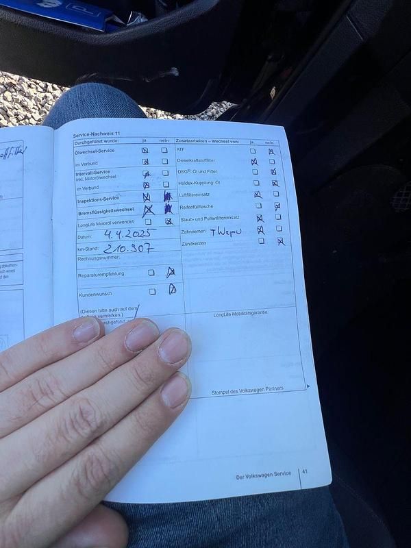 Gebraucht VW Golf Highline 140 PS (102 kW) 2011 Schwarz Kombi