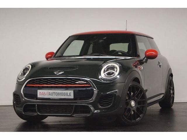 Gebraucht Mini John Cooper Works Coupé 231 PS (169 kW) 2018 Rebel green Coupé