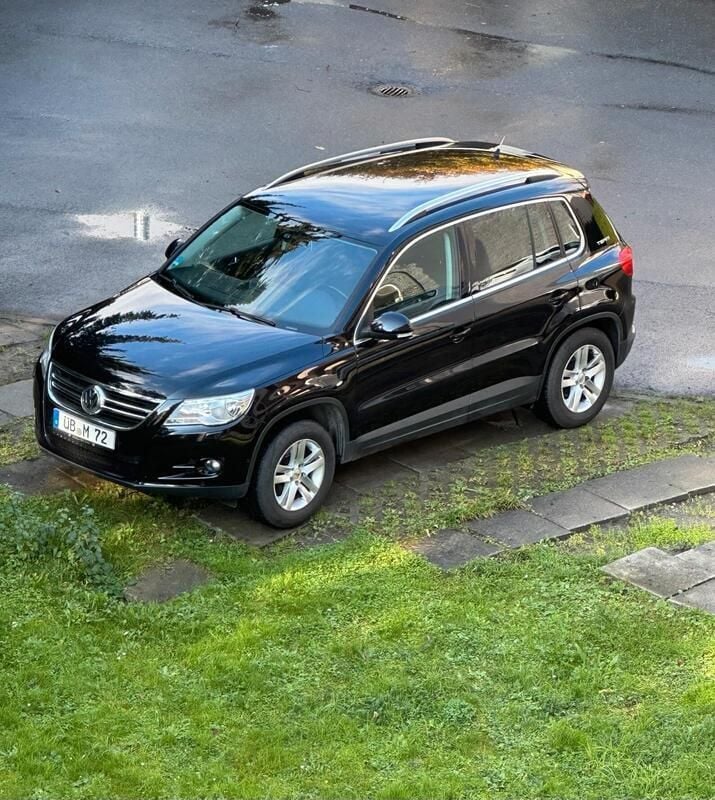 Schwarz Gebraucht 2010 VW Tiguan SUV | 6.950 € (Fairer Preis) - Bild 1/4
