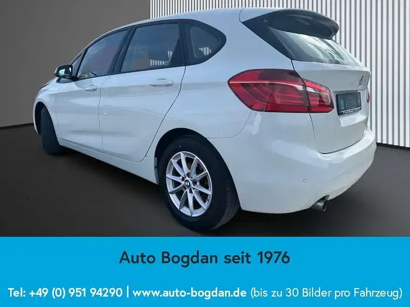 Gebraucht BMW 218 136 PS (100 kW) 2016 Weiß Van / Kleinbus