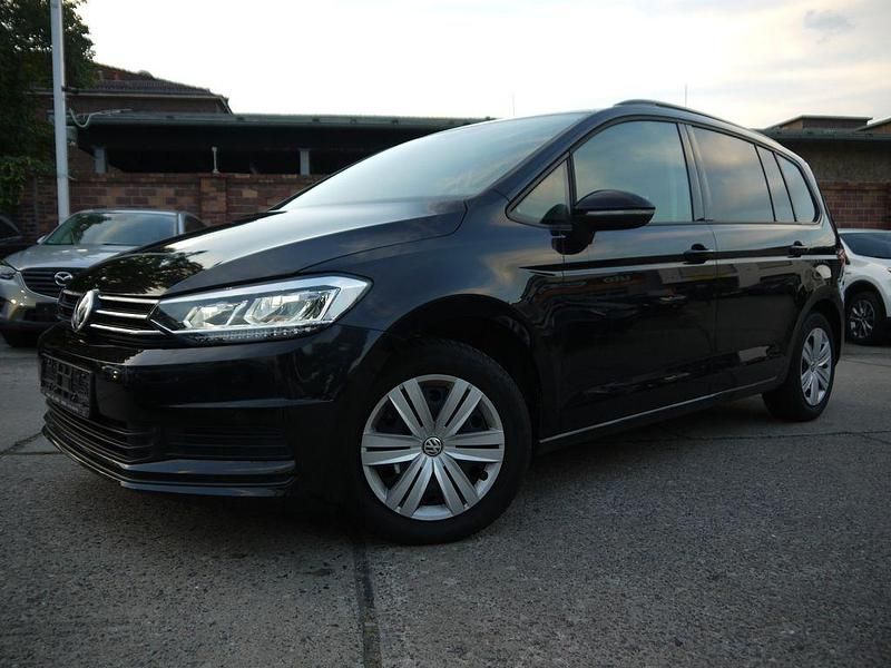 Gebraucht VW Touran 110 PS (80 kW) 2016 Schwarz Van / Kleinbus