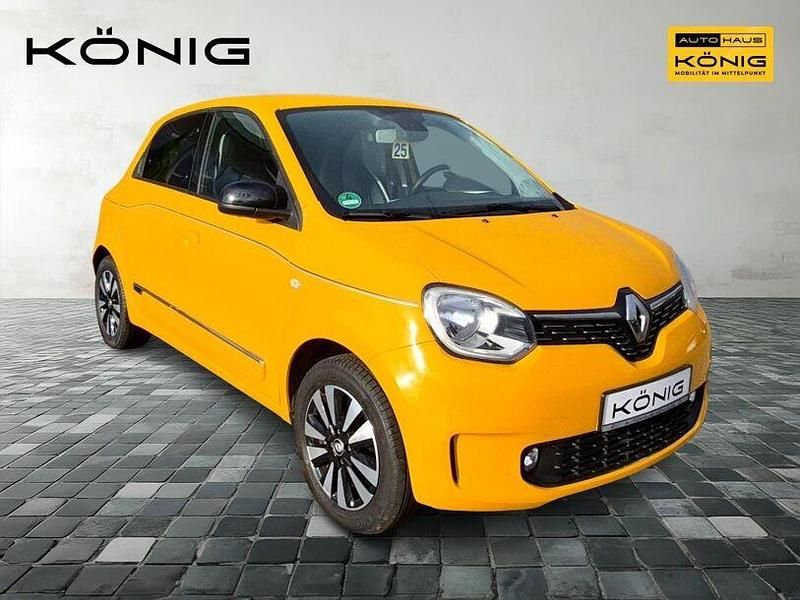 Gebraucht Renault Twingo Techno 60 kW (82 PS) 2023 Mangogelb Kleinwagen
