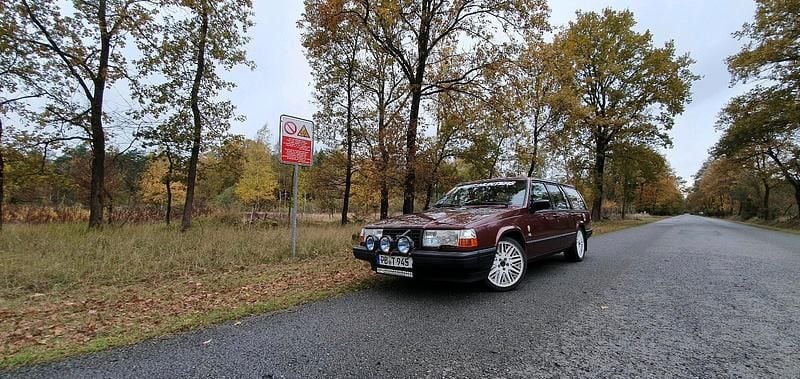 Gebraucht Volvo 940 165 PS (121 kW) 1991 Rot Kombi