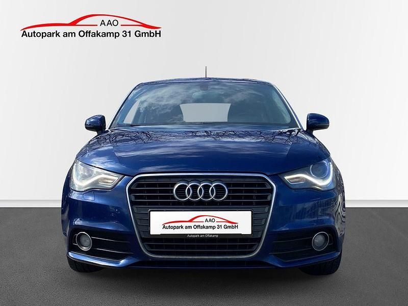 Gebraucht Audi A1 Ambition 105 PS (77 kW) 2011 Scubablau Kleinwagen