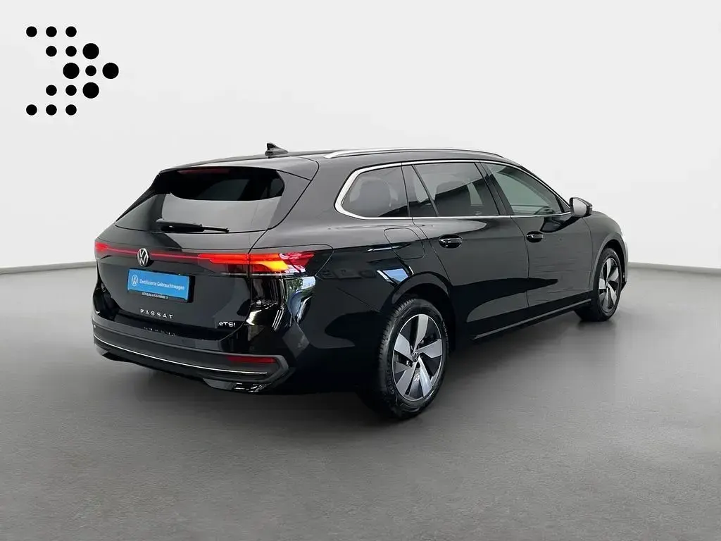 Gebraucht VW Passat Business 150 PS (110 kW) 2025 Grenadillschwarz metallic Kombi