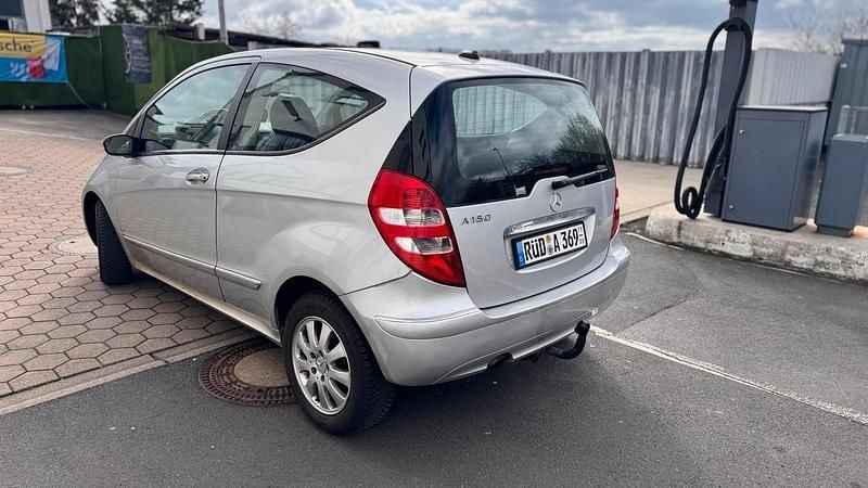 Gebraucht Mercedes A150 95 PS (69 kW) 2006 Silber Kleinwagen
