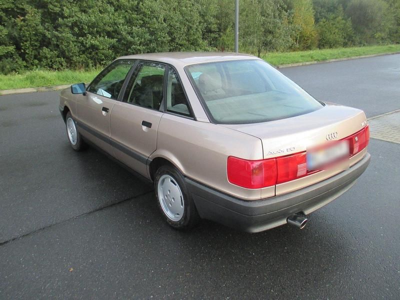 Second-hand Audi 80 90 CP (66 kW) 1987 Auriu Berlinǎ
