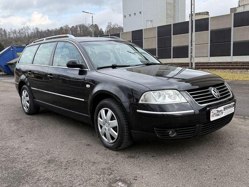 Second-hand VW Passat 131 CP (96 kW) 2003 Negru Break