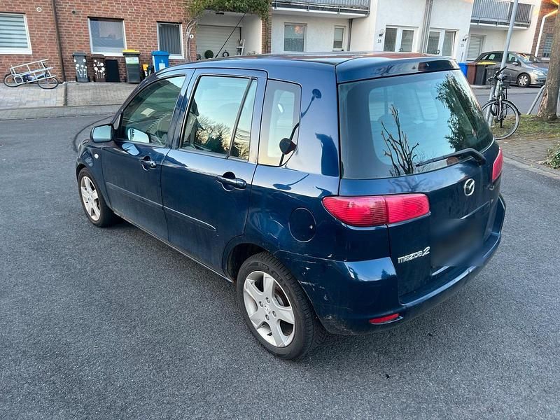 Gebraucht Mazda 2 80 PS (58 kW) 2005 Blau Kleinwagen