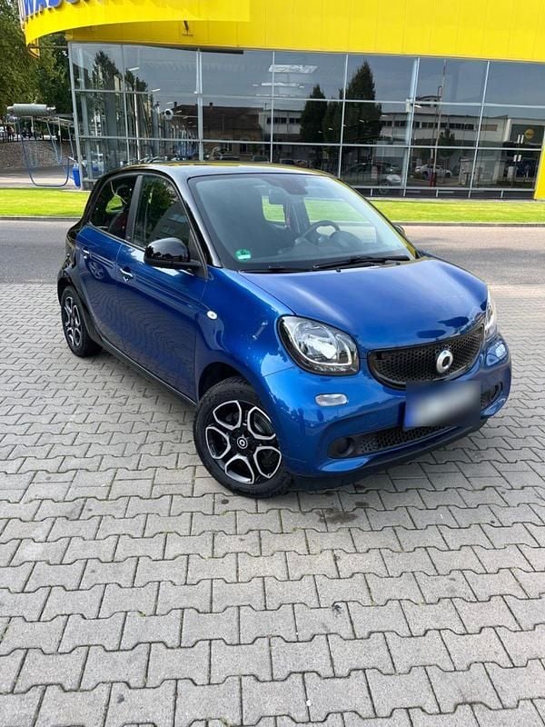 Blau Gebraucht 2016 Smart ForFour Prime Kleinwagen | 7.999 € (Fairer Preis) - Bild 1/4