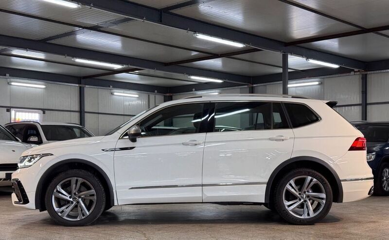Gebraucht VW Tiguan Allspace R-line 190 PS (139 kW) 2023 Pure white SUV