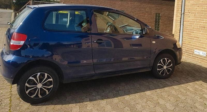 Gebraucht VW Fox 75 PS (55 kW) 2005 Blau Kleinwagen