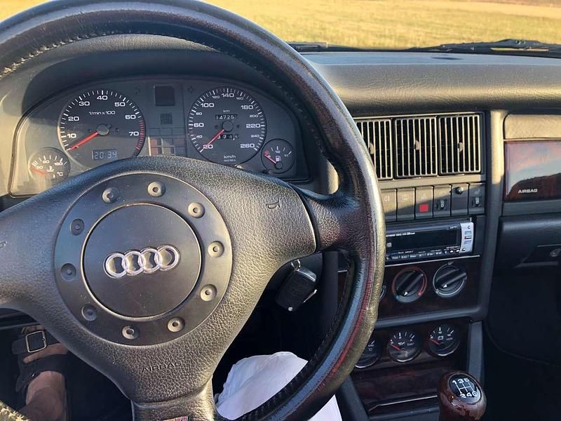 Gebraucht Audi Cabriolet 150 PS (110 kW) 1990 Blau Cabrio