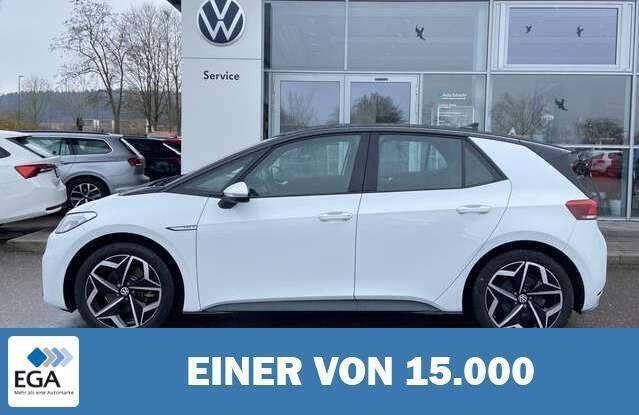 Weiß metallic Gebraucht 2022 VW ID.3 Pro Kleinwagen | 28.940 € (Teuer) - Bild 1/4