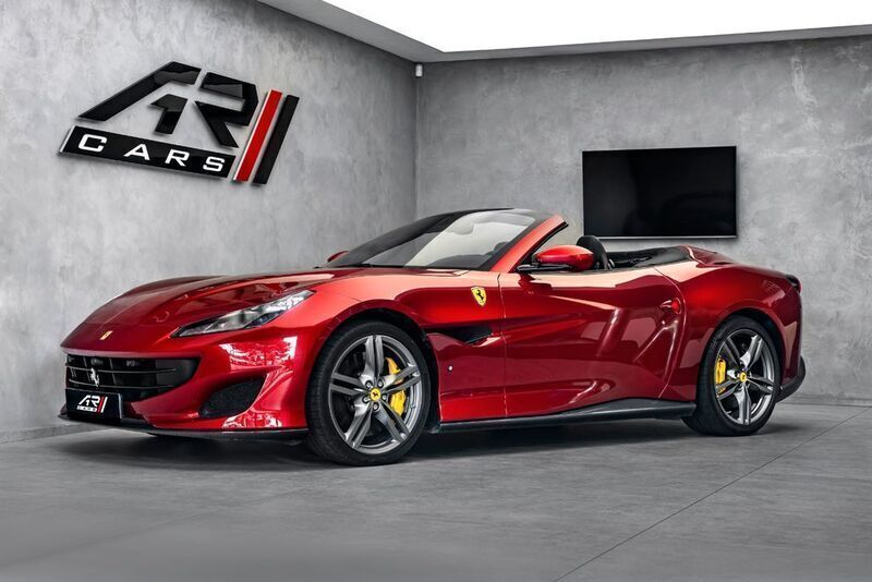 Rot Gebraucht 2019 Ferrari Portofino Cabrio | 213.900 € - Bild 1/4