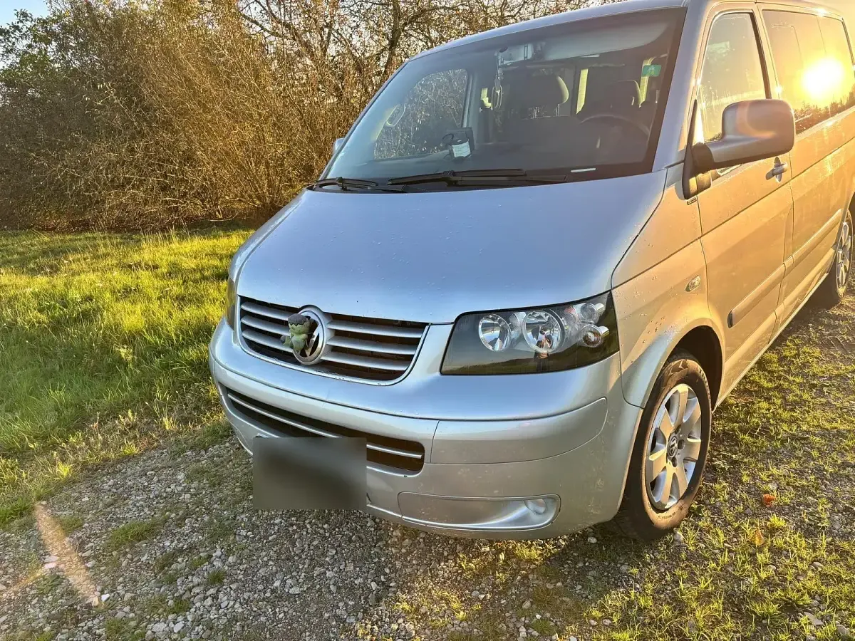 Gebraucht VW Multivan 174 PS (127 kW) 2005 Silber Van / Kleinbus