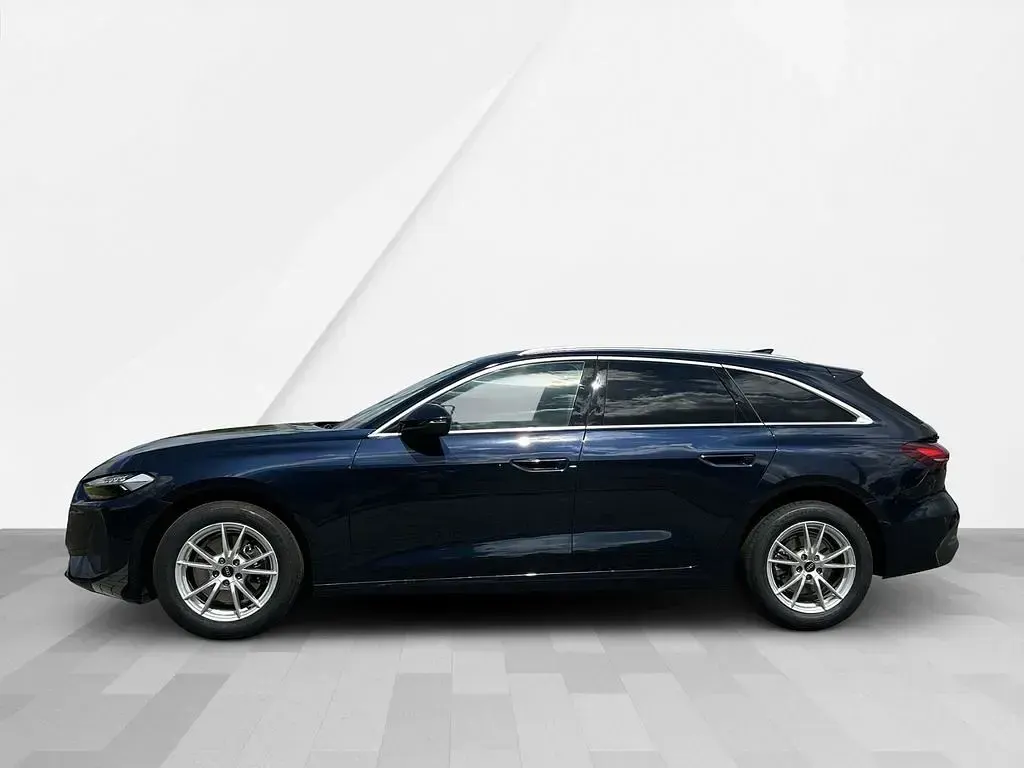 Gebraucht Audi A5 Sport 204 PS (150 kW) 2025 Firmamentblau metallic Kombi