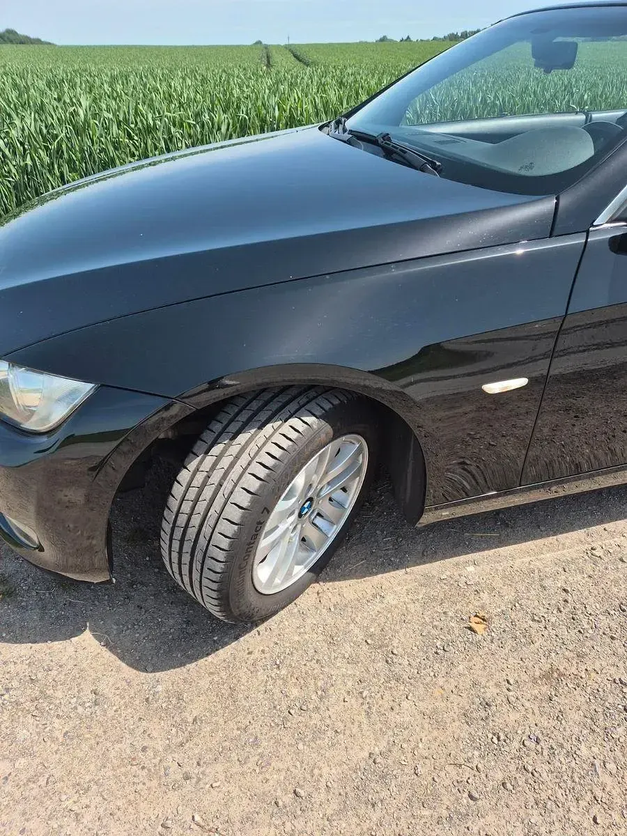 Gebraucht BMW 320 Cabriolet 170 PS (125 kW) 2007 Schwarz Cabrio