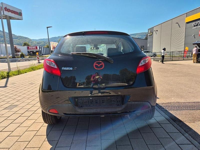 Gebraucht Mazda 2 Dynamic 90 PS (66 kW) 2010 Schwarz Limousine
