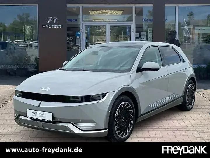 Cyber grey Gebraucht 2024 Hyundai Ioniq 5 SUV | 39.999 € (Teuer) - Bild 1/4