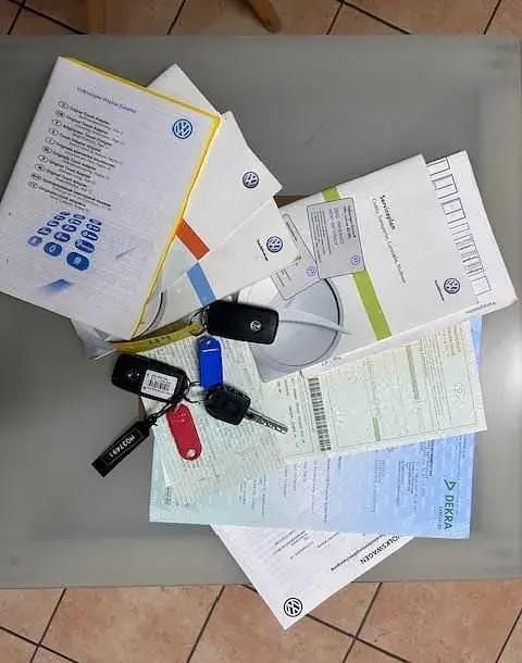 Second-hand VW T5 140 CP (102 kW) 2010 Argintiu Van