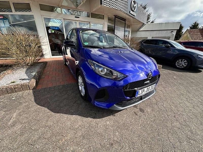 Glass blue Gebraucht 2025 Mazda 2 Center-Line Kleinwagen | 23.400 € (Fairer Preis) - Bild 1/4