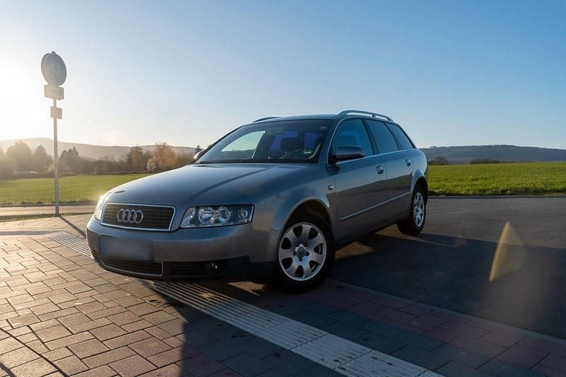 Gebraucht Audi A4 102 PS (75 kW) 2003 Grau Kombi