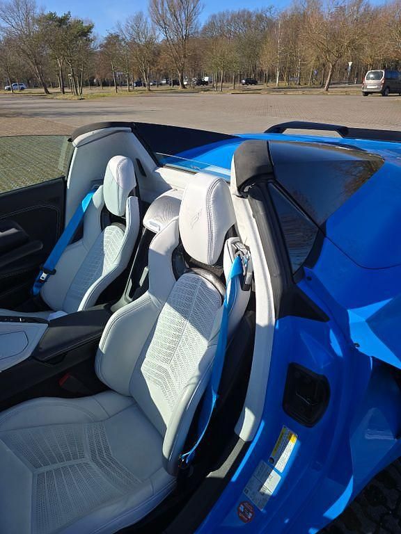 Używany Corvette C8 481 KM (353 kW) 2022 Niebieski Kabriolet
