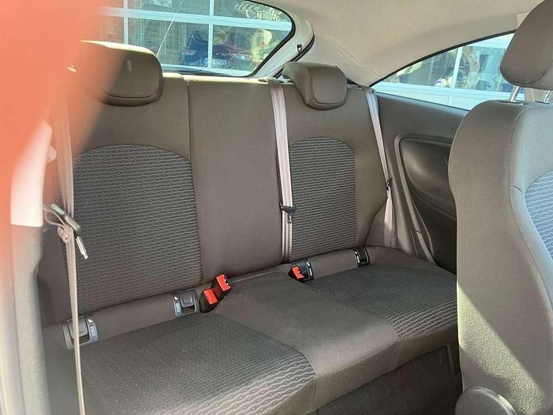 Gebraucht Opel Corsa drive 90 PS (66 kW) 2016 Schneeweiß Kleinwagen