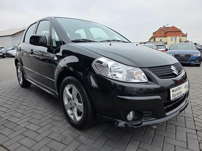 Gebraucht Suzuki SX4 Club 107 PS (78 kW) 2009 Schwarz Limousine