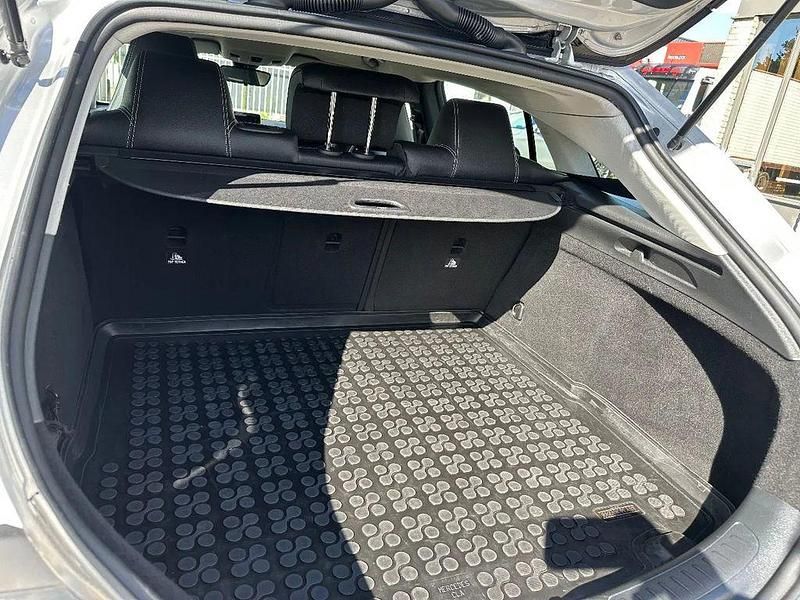 Gebraucht Mercedes CLA200 136 PS (100 kW) 2018 Grau Limousine